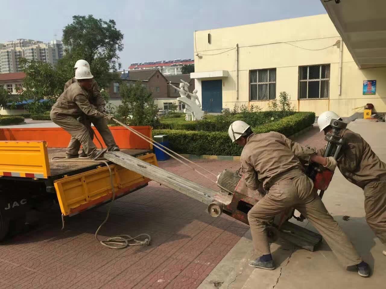 长治华丰路小学多功能厅地基加固