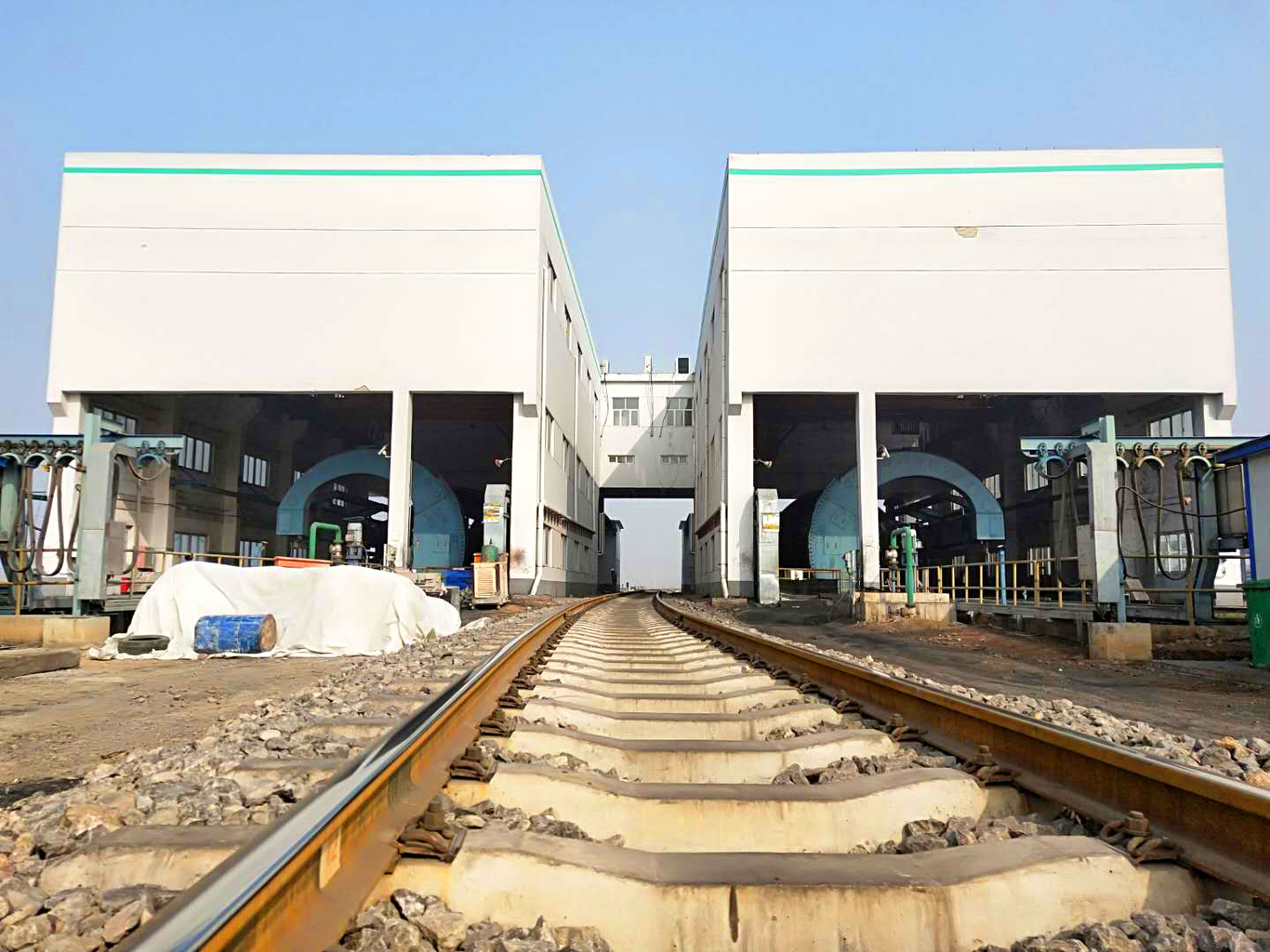 襄垣180项目翻车机室内铁轨顶升加固工程